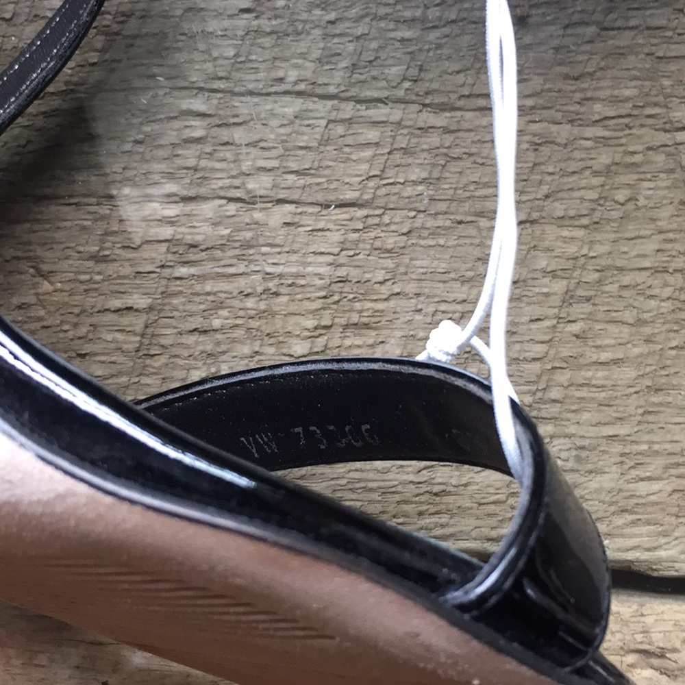Sold💛STUART•WEITZMEN heels - Picture 8 of 8